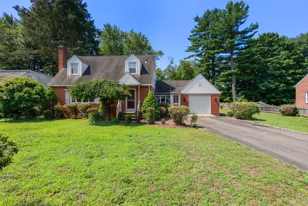 354 Rowley St, Agawam, MA 01001