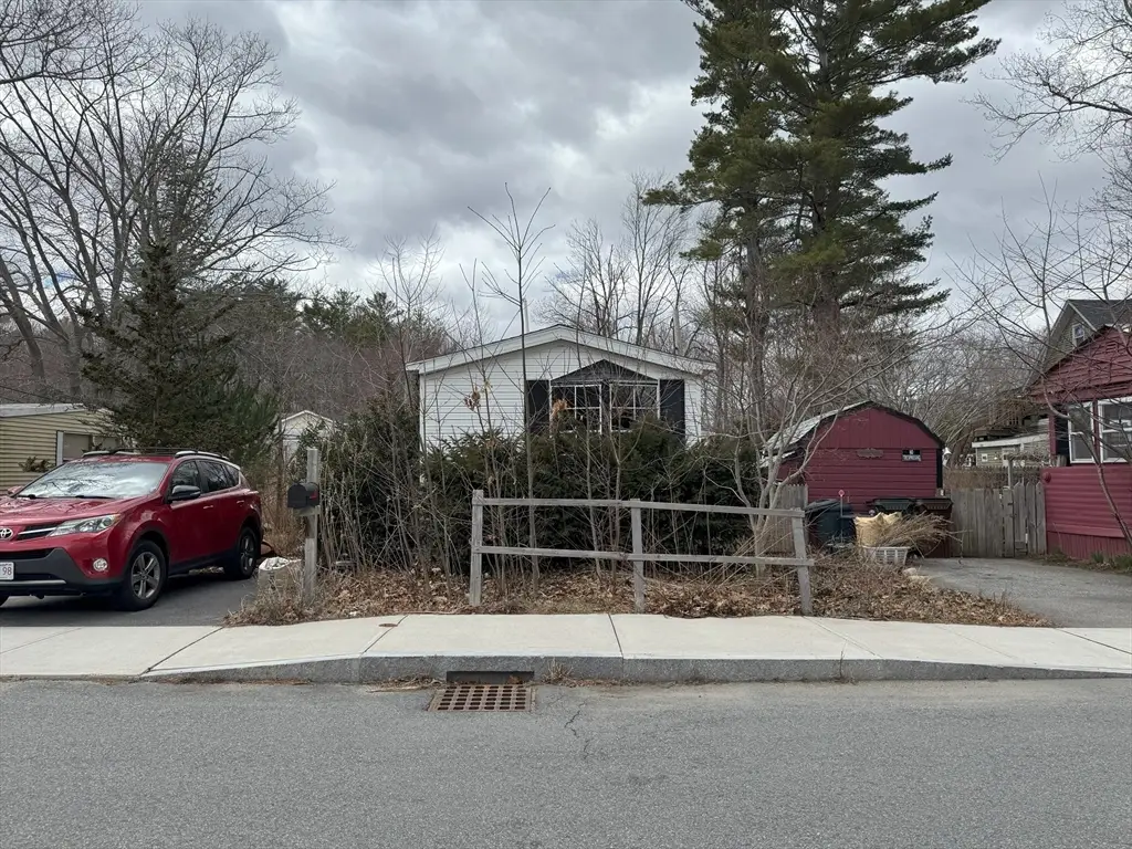 3 Adams St, Salisbury, MA 01952 - Image #1