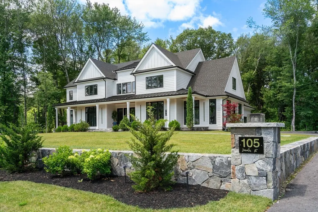 105 Lincoln St, Northborough, MA 01532 - Image #1