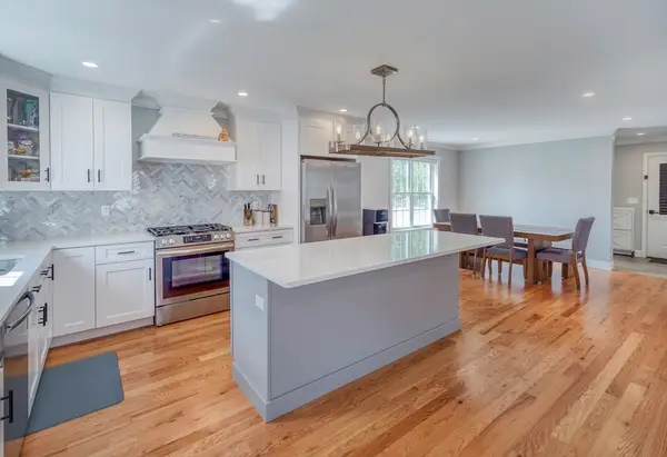 21 Juniper Rd, Norton, MA 02766