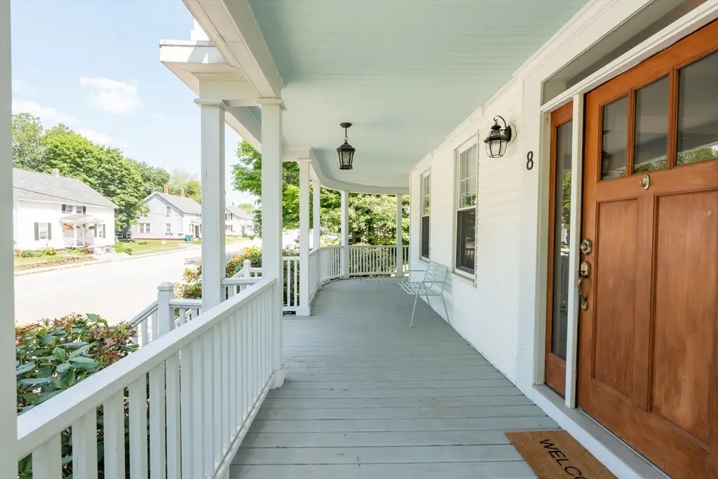 8 Lowell St, North Billerica, MA 01862 - #1