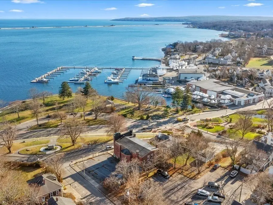 8 Carver Street, Plymouth, MA 02360 - #2