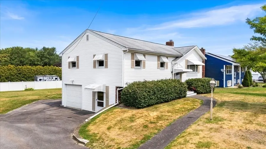 55 Donna Terrace, Taunton, MA 02780 - Image #3