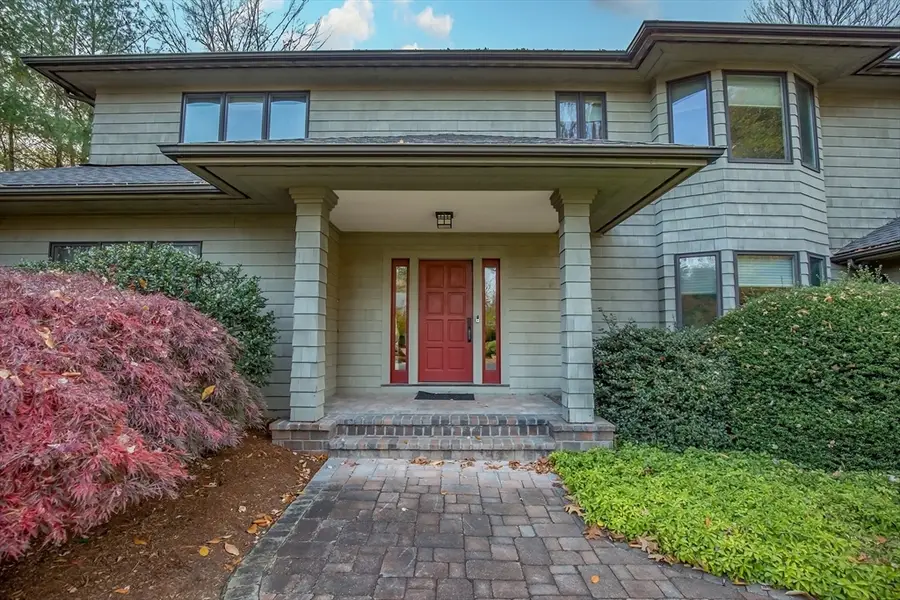 70 Tennyson Dr, Longmeadow, MA 01106 - Image #3