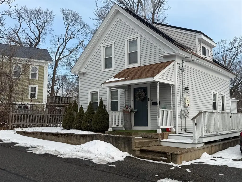 40 Chestnut St, Milford, MA 01757 - Image #1