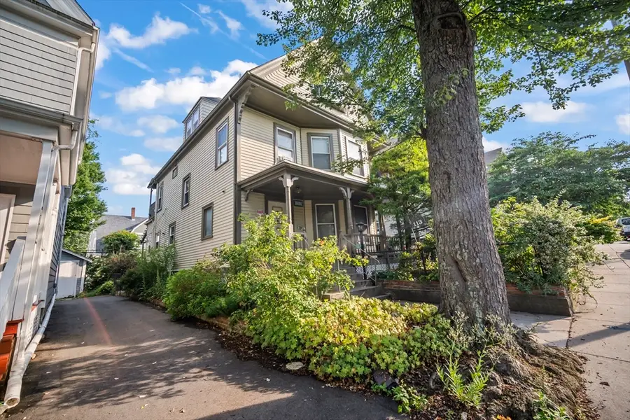 113 Dakota St, Dorchester Center, MA 02124 - Image #2