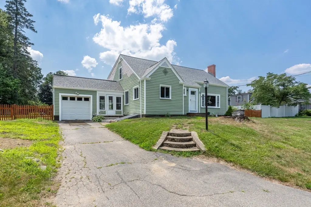 15 Hyatt Avenue, Haverhill, MA 01835 - Image #1