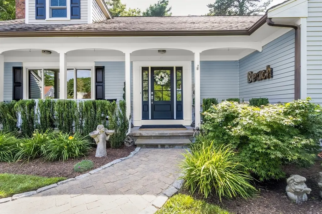 90 E Harbor Drive, Teaticket, MA 02536 - Image #1