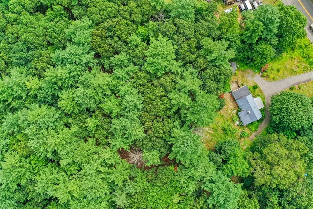 266 Pleasant St, Franklin, MA 02038 - Image #1