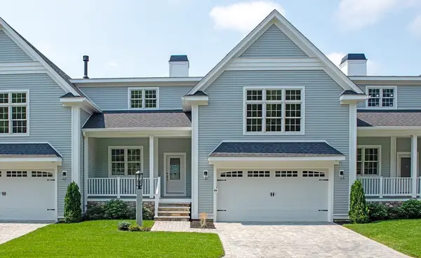 25 Clubview Dr #25, Andover, MA 01810