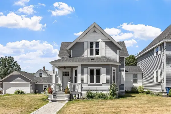 24 Brouilette St #A, Chelmsford, MA 01863