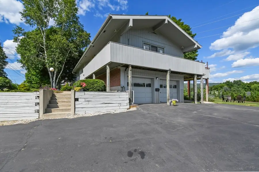 59 Joan Dr, Pittsfield, MA 01201 - Image #3