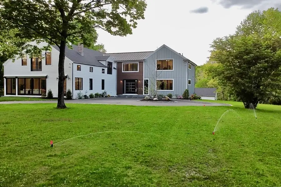 741 Boston Post Rd, Weston, MA 02493 - Image #2