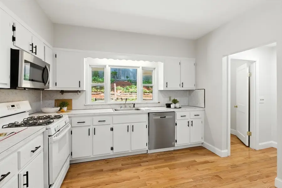 21 Upcrest Rd, Boston, MA 02135 - #3