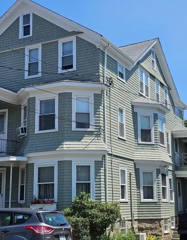 545 Robeson Street, Fall River, MA 02720