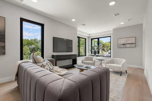 249 Corey Rd #306, Boston, MA 02135