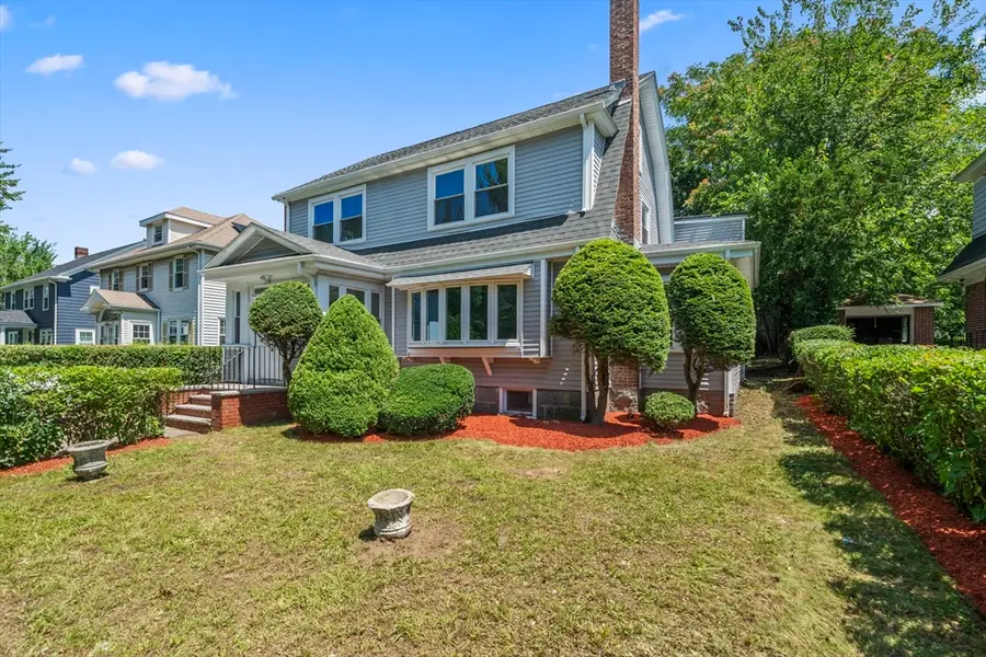 84 Blue Hills Parkway, Milton, MA 02186 - #3