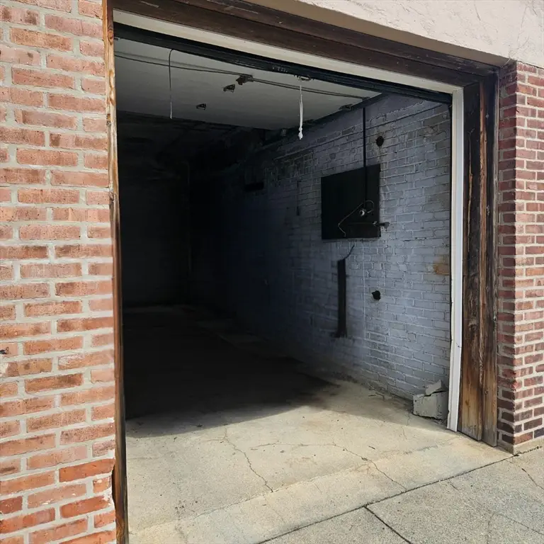 400-R K #15, Boston, MA 02127 - Image #1