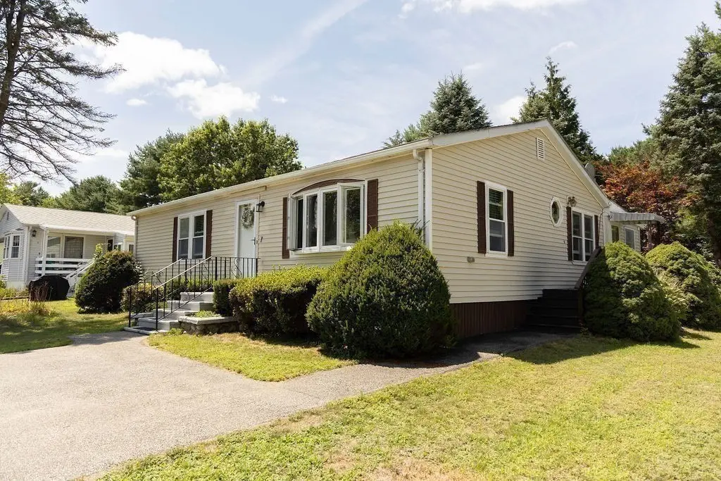 7 Green Holly Drive, Kingston, MA 02364 - Image #1
