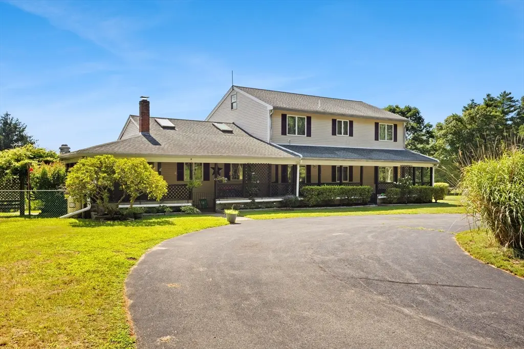 170 Dexter Ln, Rochester, MA 02770 - Image #1