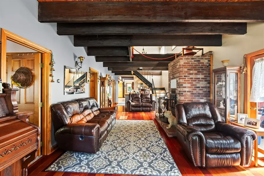 170 Dexter Ln, Rochester, MA 02770 - Image #3