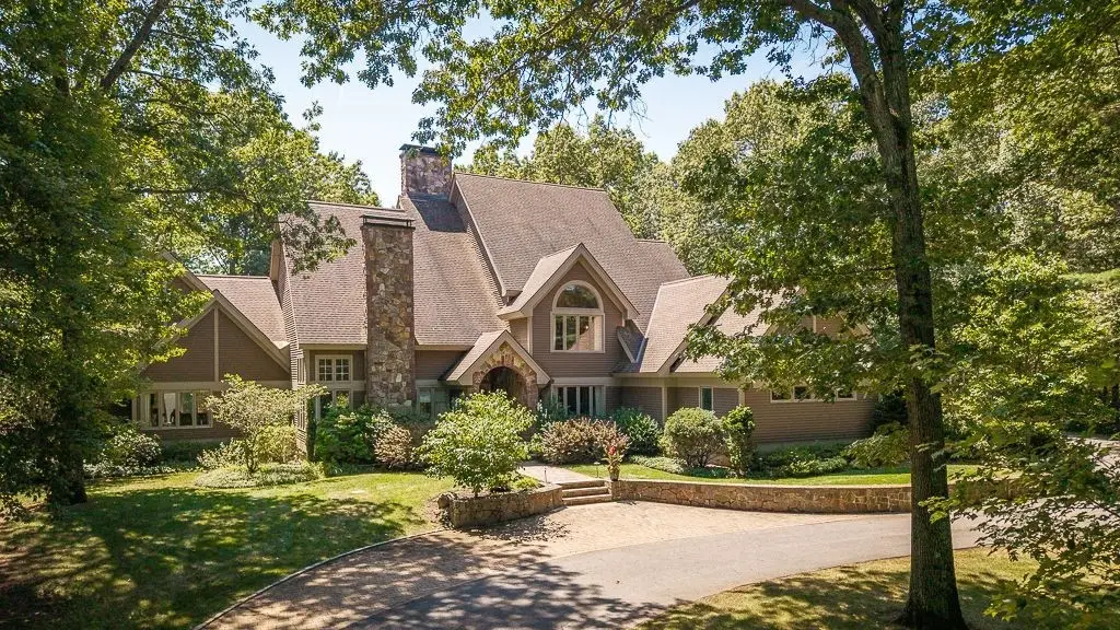 30 Autumn Lane, South Hamilton, MA 01982 - Image #1