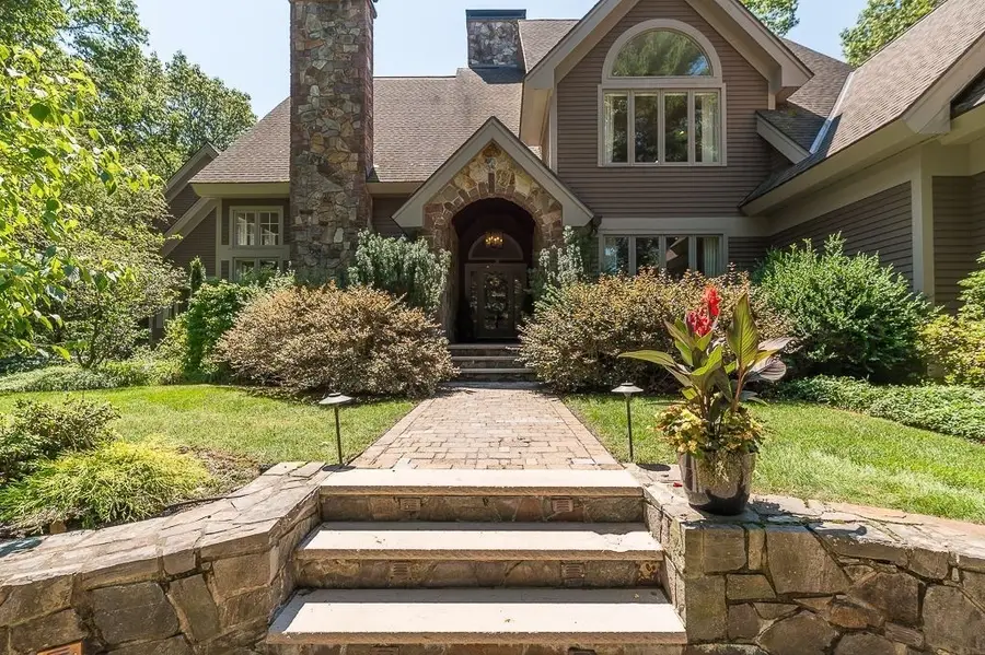 30 Autumn Lane, South Hamilton, MA 01982 - Image #2