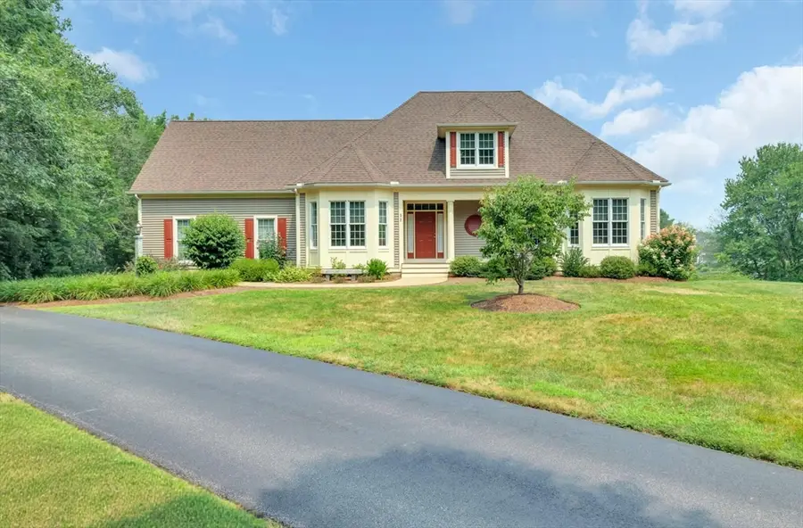 11 Miscoe Road, Mendon, MA 01756 - Image #2