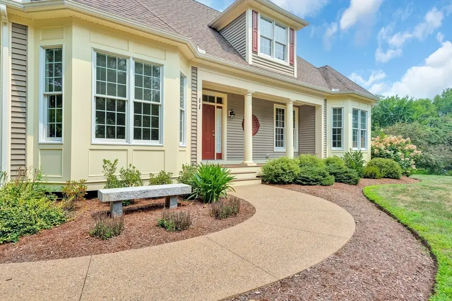 11 Miscoe Road, Mendon, MA 01756 - Image #3