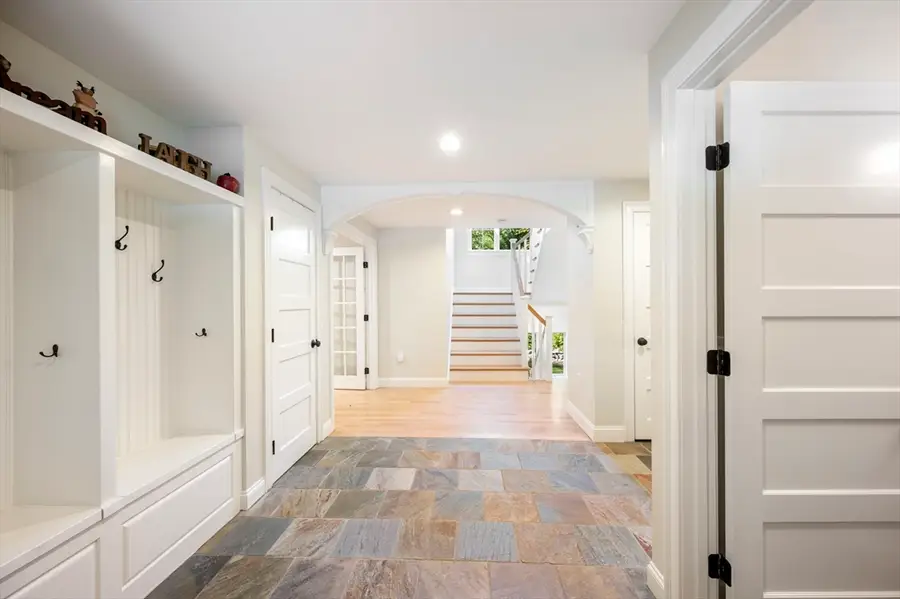 137 Fairoaks Ln, Cohasset, MA 02025 - Image #3