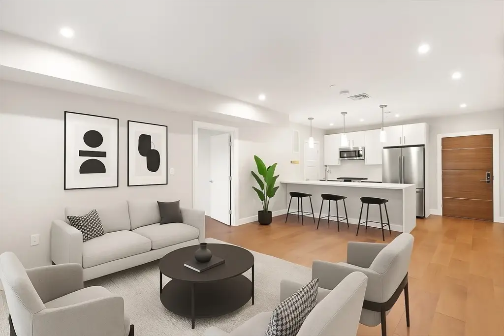 425 Lagrange St #203, Boston, MA 02132 - Image #1