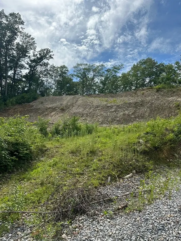 33 Walsh Ave, Auburn, MA 01501 - #1