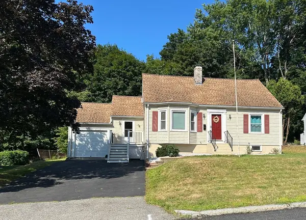 15 Sunny Hill Dr, Worcester, MA 01602