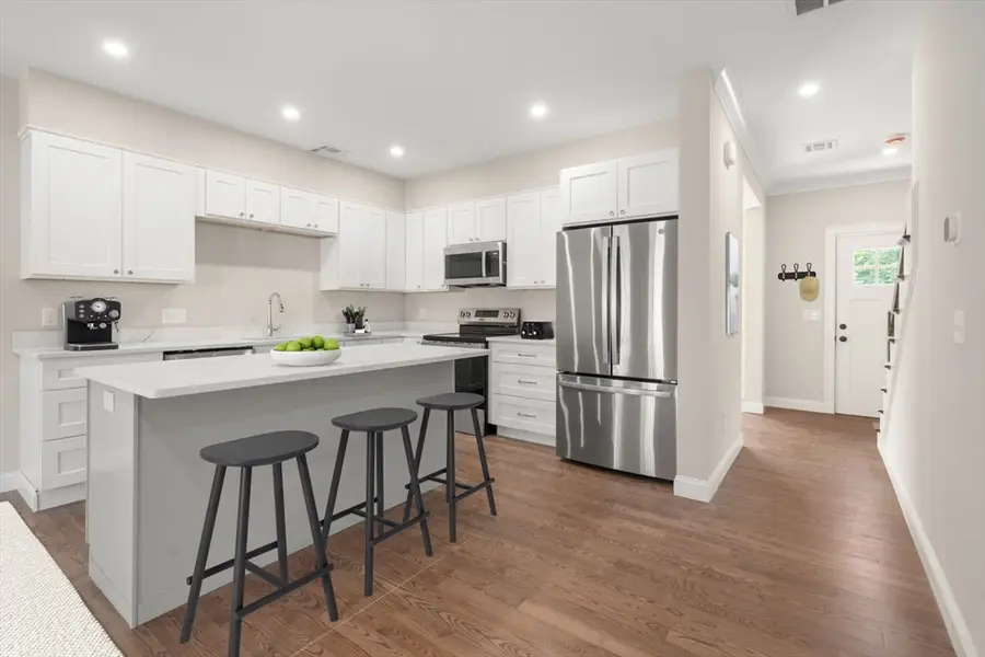 18 Danielles Way, Worcester, MA 01606 - #2