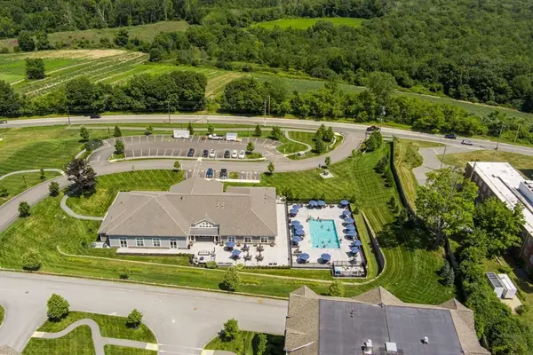 12302 Peters Farm Way #302, Westborough, MA 01581