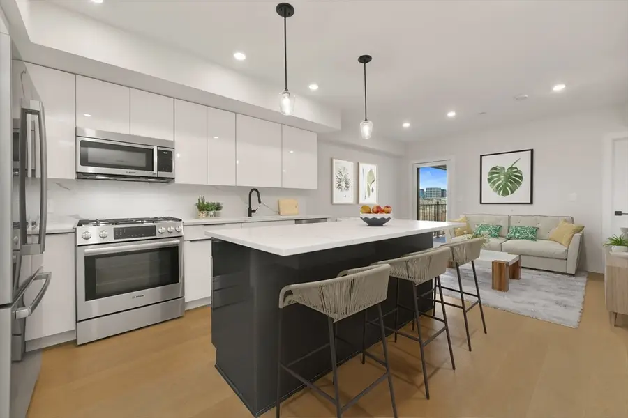 321 W Broadway #6, Boston, MA 02127 - Image #2