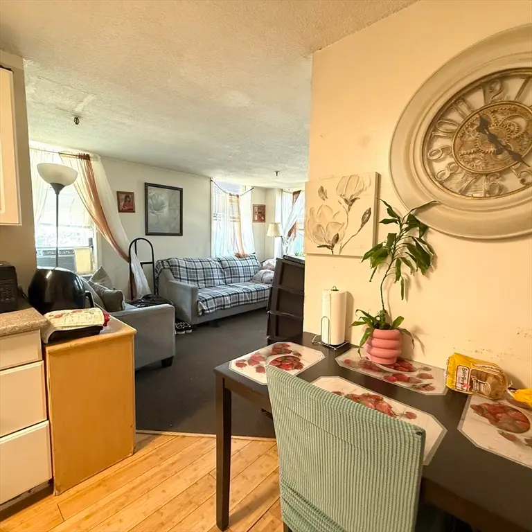 46 Amesbury #4D, Lawrence, MA 01840 - Image #1