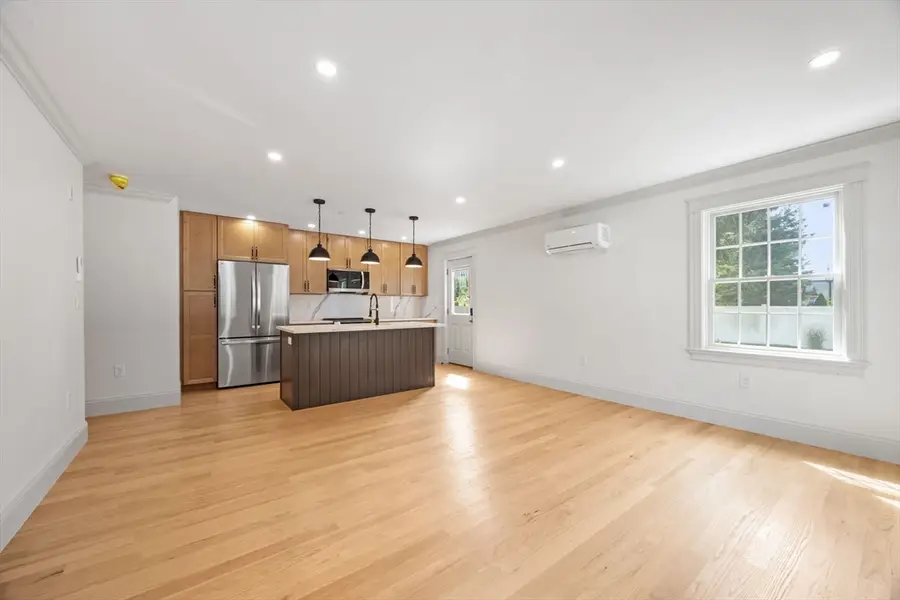 9 Swan Street #3, Beverly, MA 01915 - Image #2