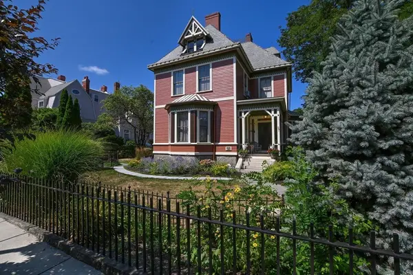 97 Madison St, New Bedford, MA 02740