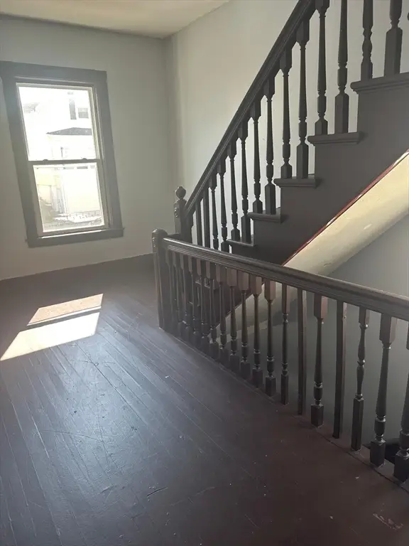 82 Fox St, Worcester, MA 01604 - Image #2