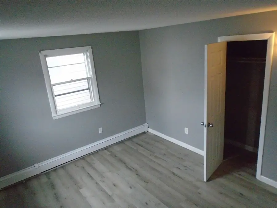 243 Robeson St #3, Fall River, MA 02720 - Image #2