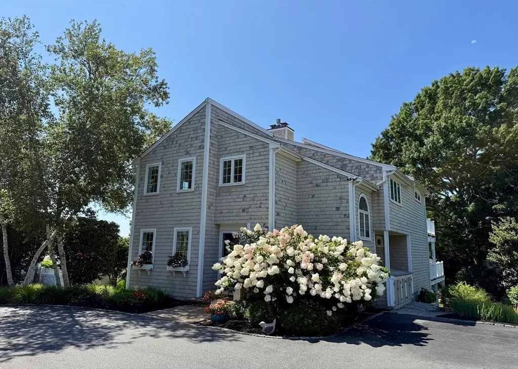 48 Wilson St, Dartmouth, MA 02748 - Image #1