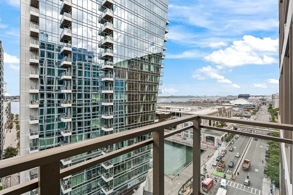 133 Seaport Blvd #1516, Boston, MA 02210 - Image #1