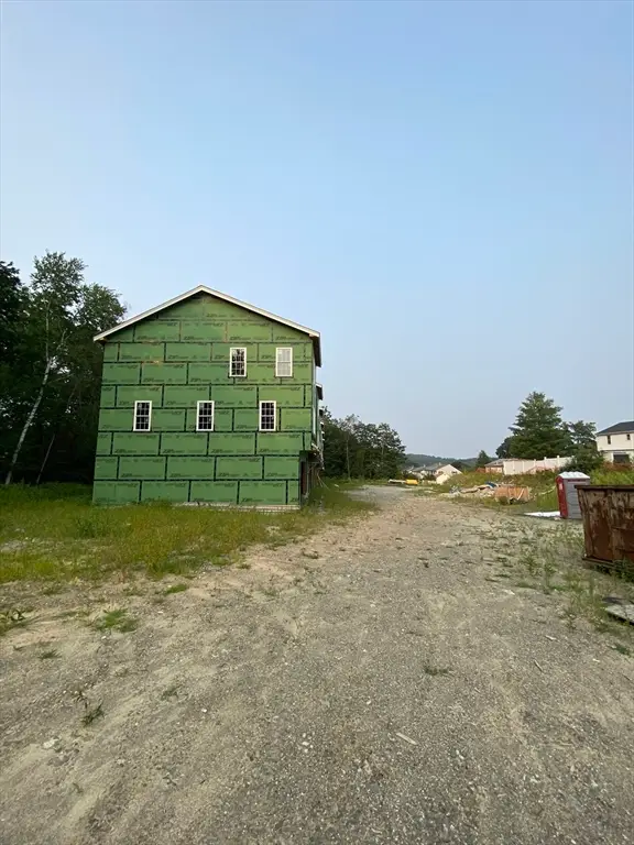 47R Yarnie #7A, Worcester, MA 01602