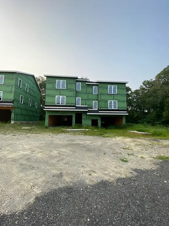 47R Yarnie #1A, Worcester, MA 01603 - Image #1