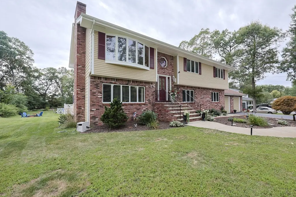 181 Sherman Ave, Seekonk, MA 02771 - #1