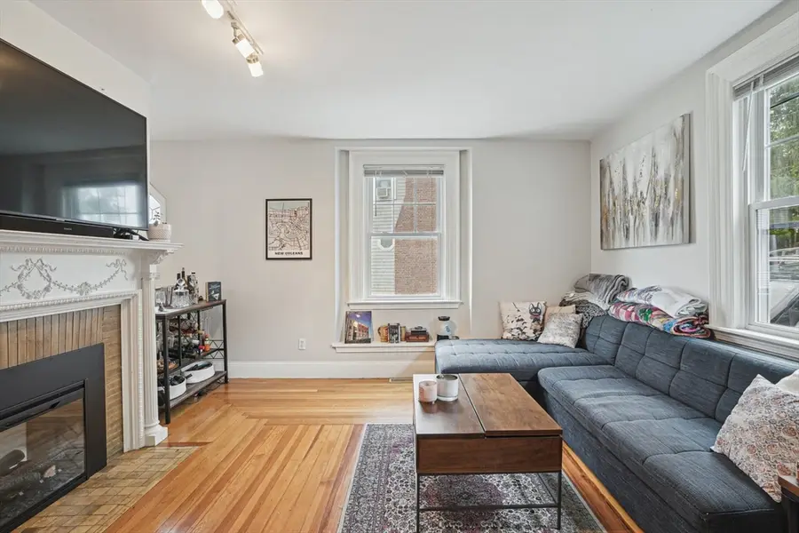 36 Cummings Rd #1, Boston, MA 02135 - Image #3