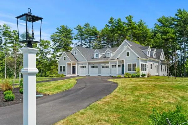 2 Golf Cottage Way, Mattapoisett, MA 02739
