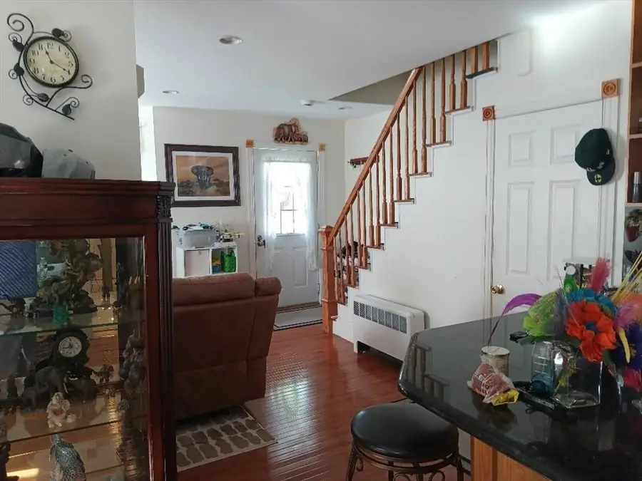 45 W. 4th St, Lowell, MA 01850 - Image #2