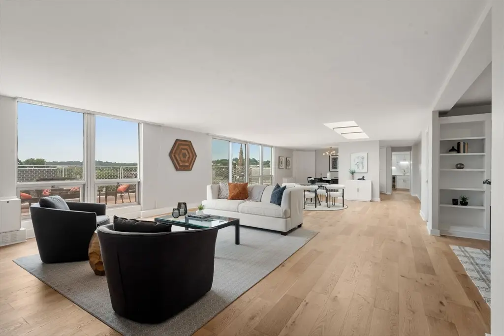 45 Longwood Ave #PHA, Brookline, MA 02446 - Image #1